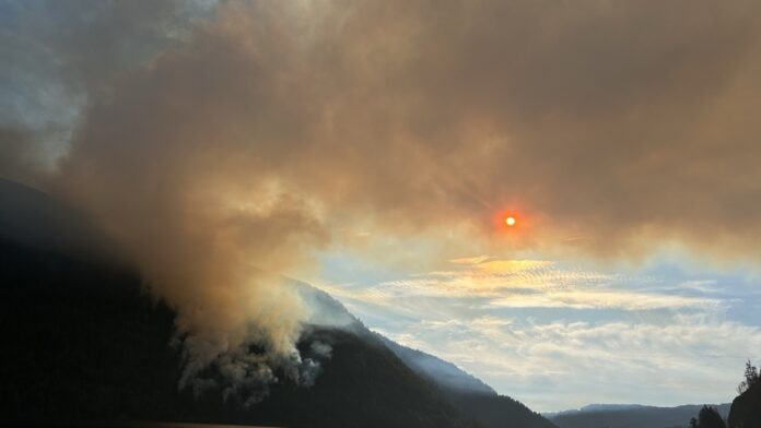 V71145-July-31-1 Photo of smokey skies near Wesley Ridge wildfire